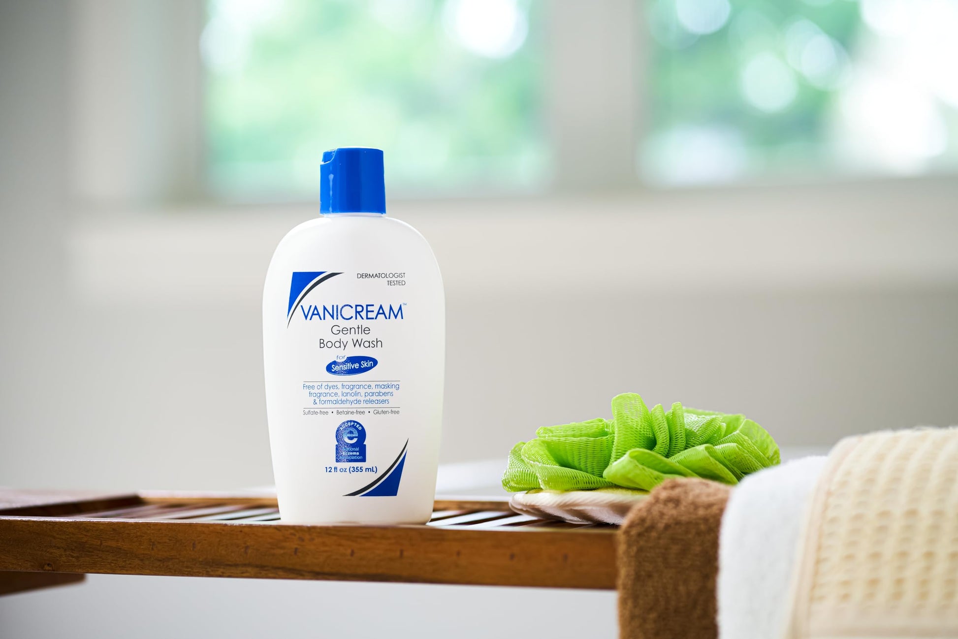 Vanicream Gentle Body Wash, 12 Fl Oz, Formulated without Common Irritants for Sensitive Skin, Gentle Cleanse and Moisture, Removes Dirt & Oils, Non-Drying, pH-Balanced Shower Gel
