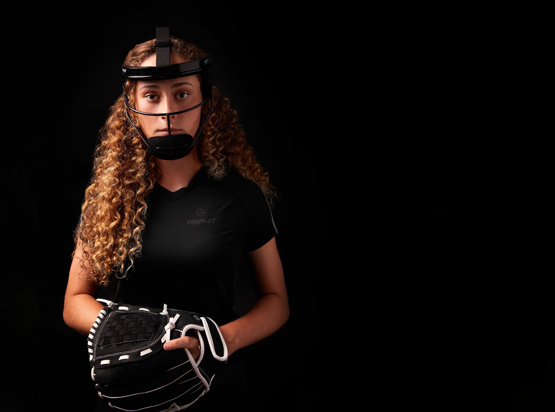 RIP-IT Original Defense Softball Face Mask | Lightweight Protective Softball Fielder's Mask | Youth | Black