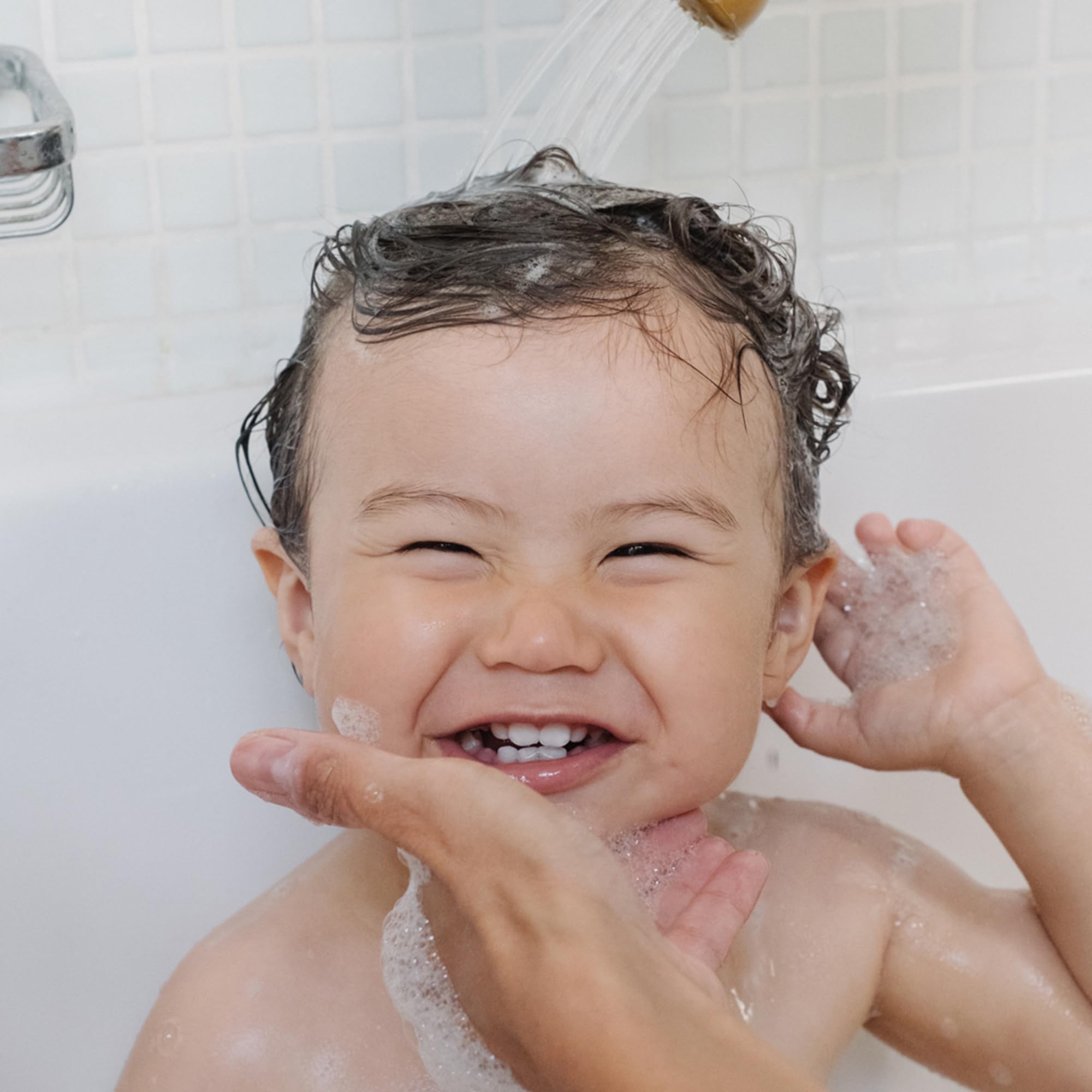Mustela Baby Gentle Cleansing Gel - Baby Hair & Body Wash - with Natural Avocado fortified with Vitamin B5 - Biodegradable Formula & Tear-Free â€“ 16.90 fl. oz. (Pack of 1)