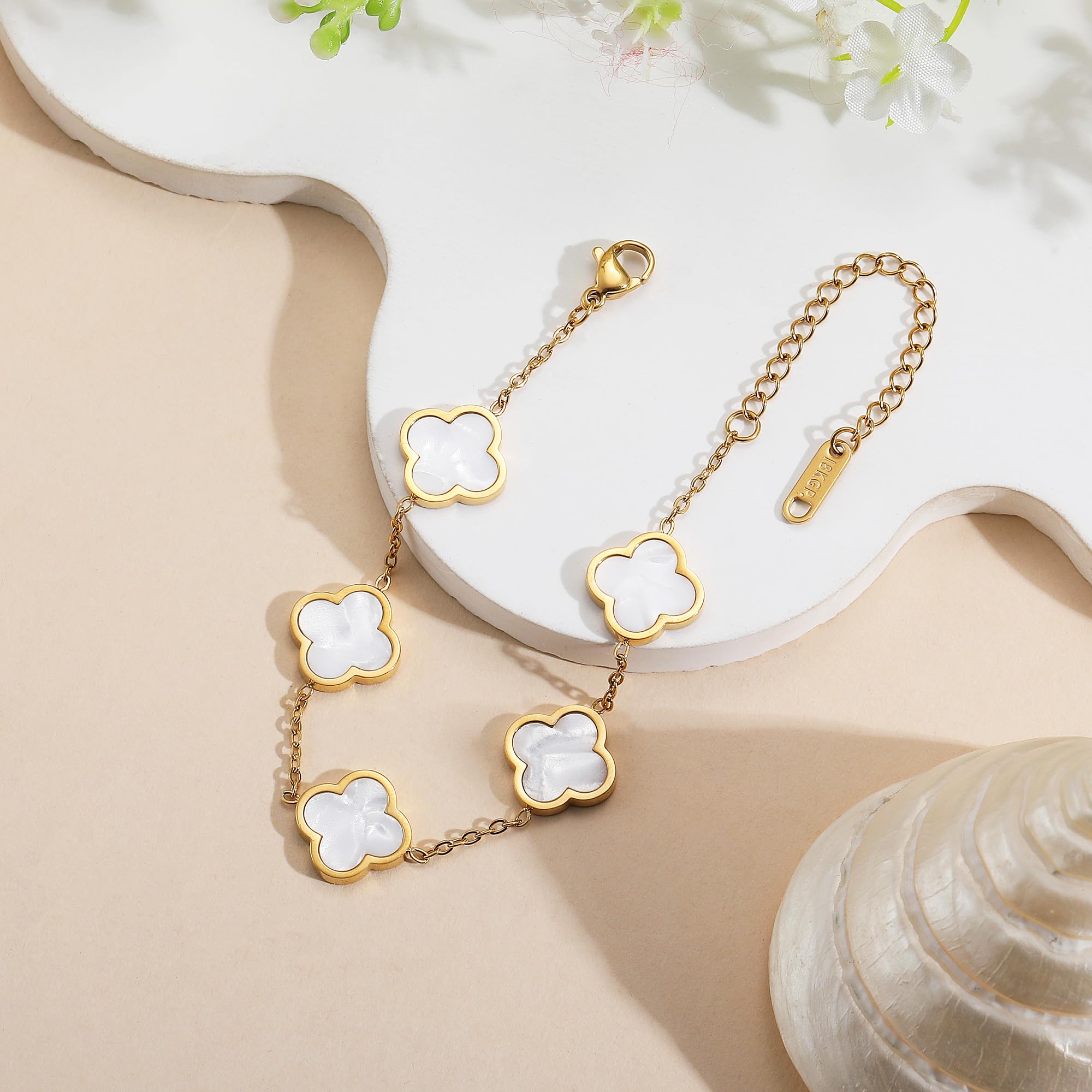 AIPPK 18K Gold Plated Clover Lucky Bracelet Dupes for Women White Flower Four Leaf Bracelets Trendy Jewelry Gifts for Women