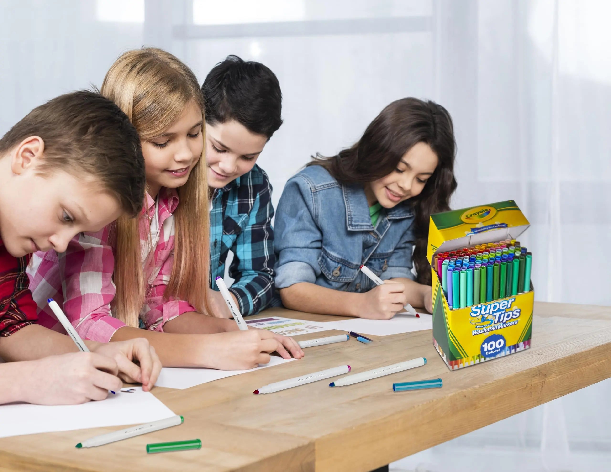 Crayola Super Tips Marker Set for Kids (100ct), Broad Tip & Fine Point Washable Art Markers for Kids, Bulk School Supplies, Teacher Classroom Must Haves, Drawing Supplies