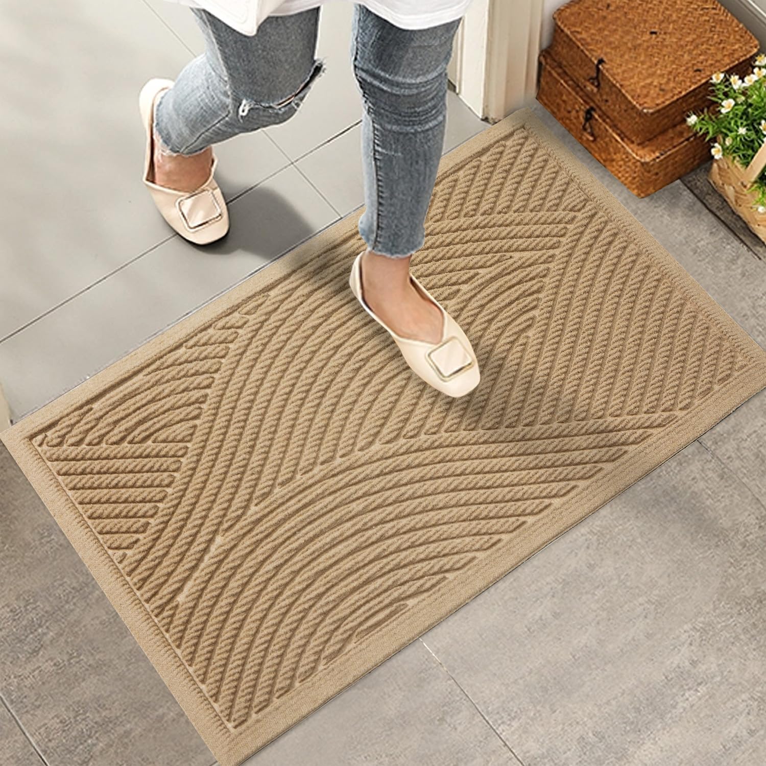 HIYARD Sturdy Front Door Mat, Absorbent Muddy Dirt Resist Welcome Door Mats Outdoor Indoor, Stain and Fade Resistant, Non-Slip Backing Entry Mat Low Profile Doormat for Entryway, 29x17, Beige