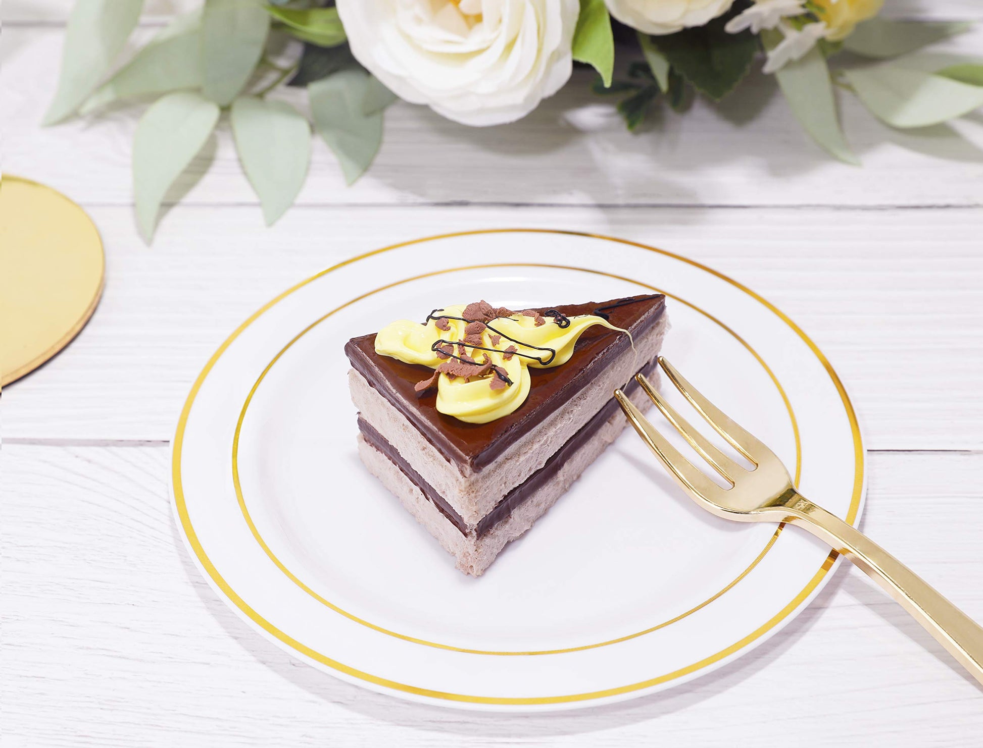 bUCLA 100Pieces Gold Plastic Plates - 6.25inch White with Gold Rim Disposable Salad/Dessert/Appetizer/Small Cake Plates Premium Hard - Ideal for Wedding & Party