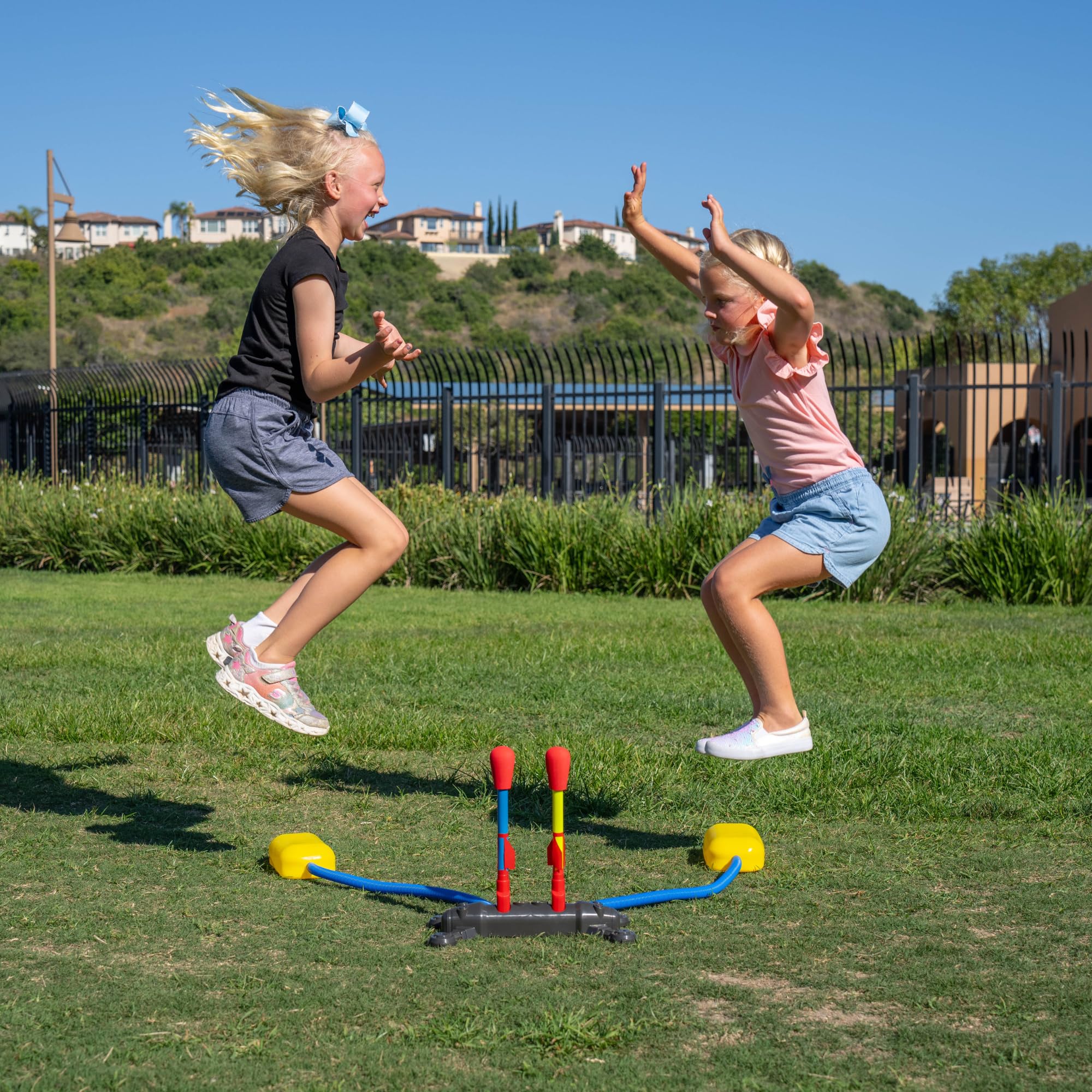 Stomp Rocket Original Dueling Rocket Launcher for Kids, 8 Rockets - Fun Backyard & Outdoor Kids Toys Gifts for Boys & Girls -Toy Foam Blaster Set Soars 200ft - Multi-Player Launcher Stand